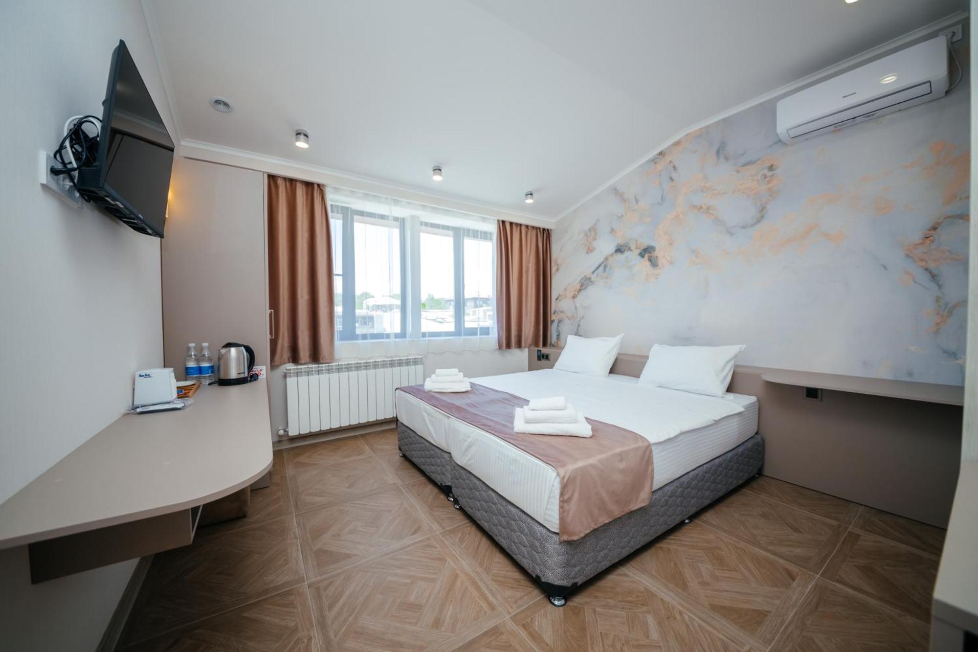 Chief Hotel Gyumri Esterno foto